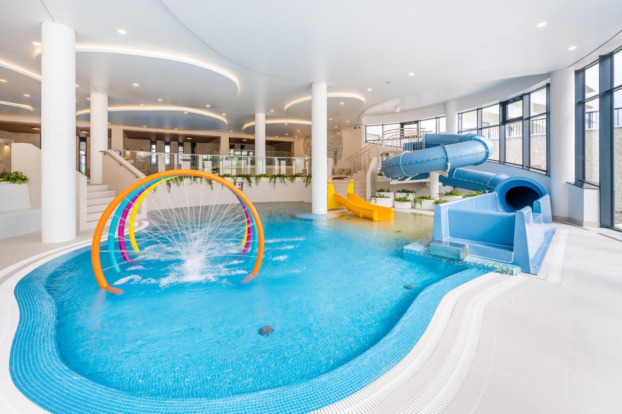 Polanki Aqua Industrial Nielimitowany Dostep Do Basenow - Saun - Miejsce Postojowe Free